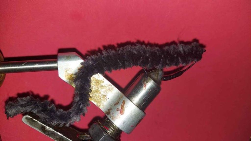 CT Senko Worm Black Size 1/0