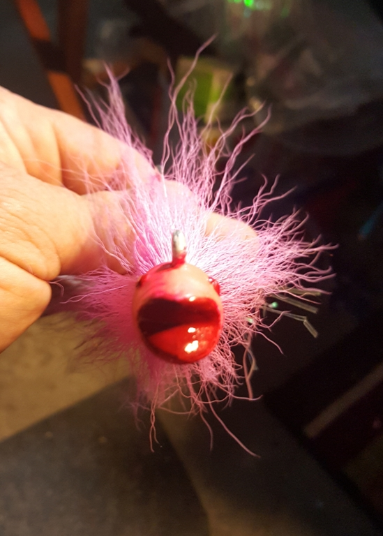 Hot Pink UV 2 oz Size 8/0 and 9/0 Hot Lips