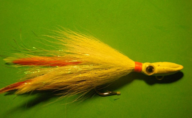 Hot Yellow Squid 2oz size 8/0