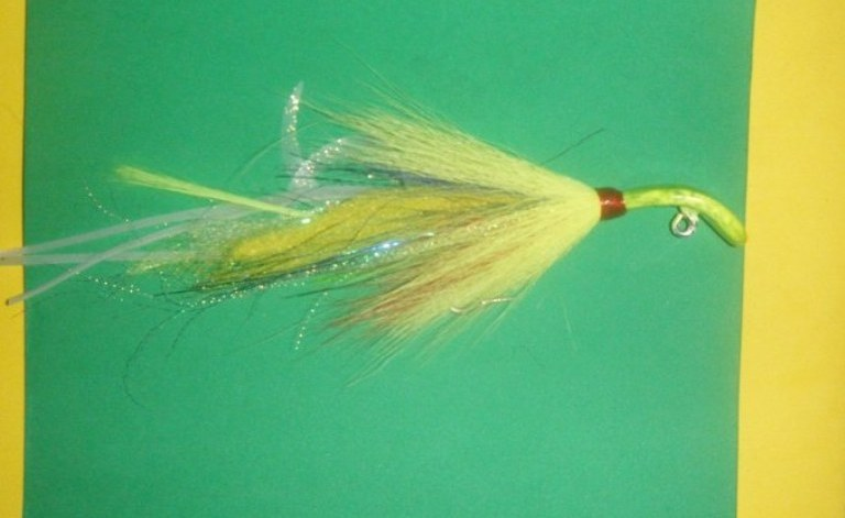 Hot Yellow UV 2 oz Size 8/0 Wobblehead